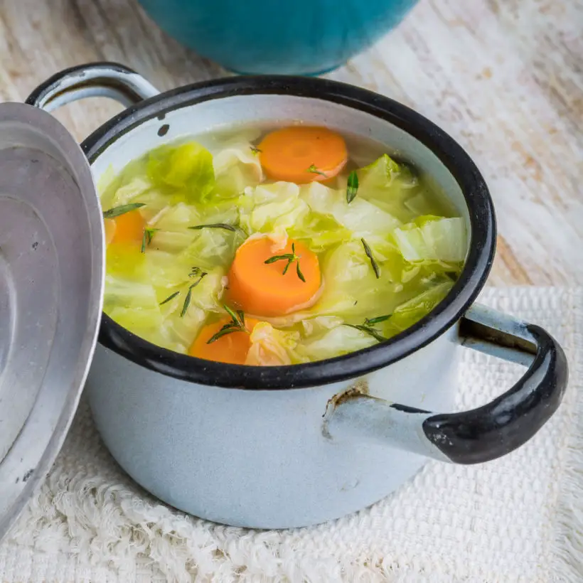 Old fashioned vegetable soup with cabbage – Yum Eating